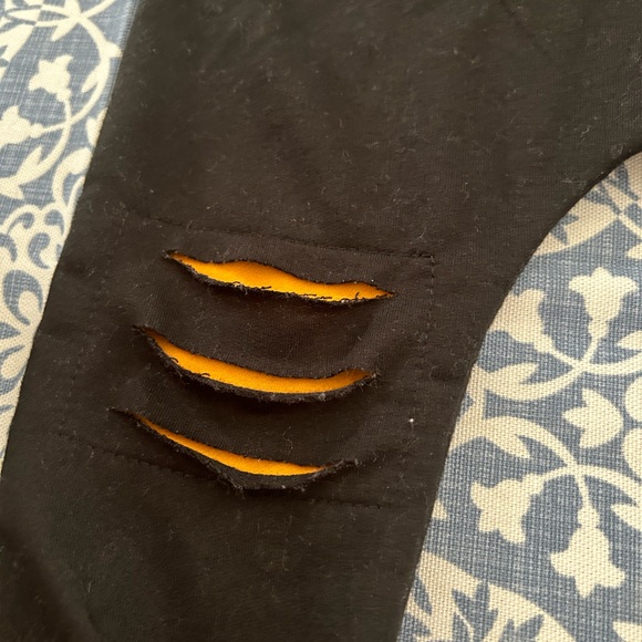 Mamas Boy Outfit - Picture 7 of 7